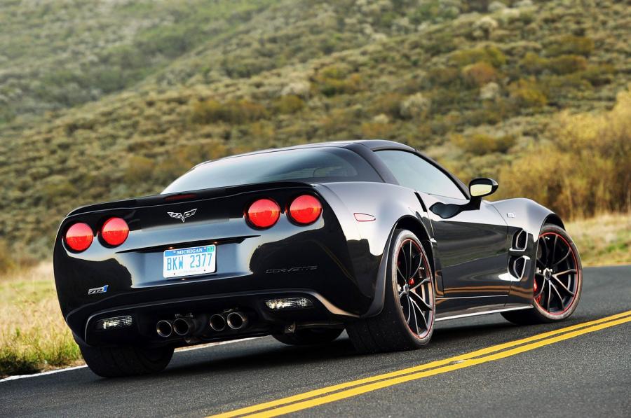  Chevrolet Corvette ZR1 2012 года  (фото 43 из 66)